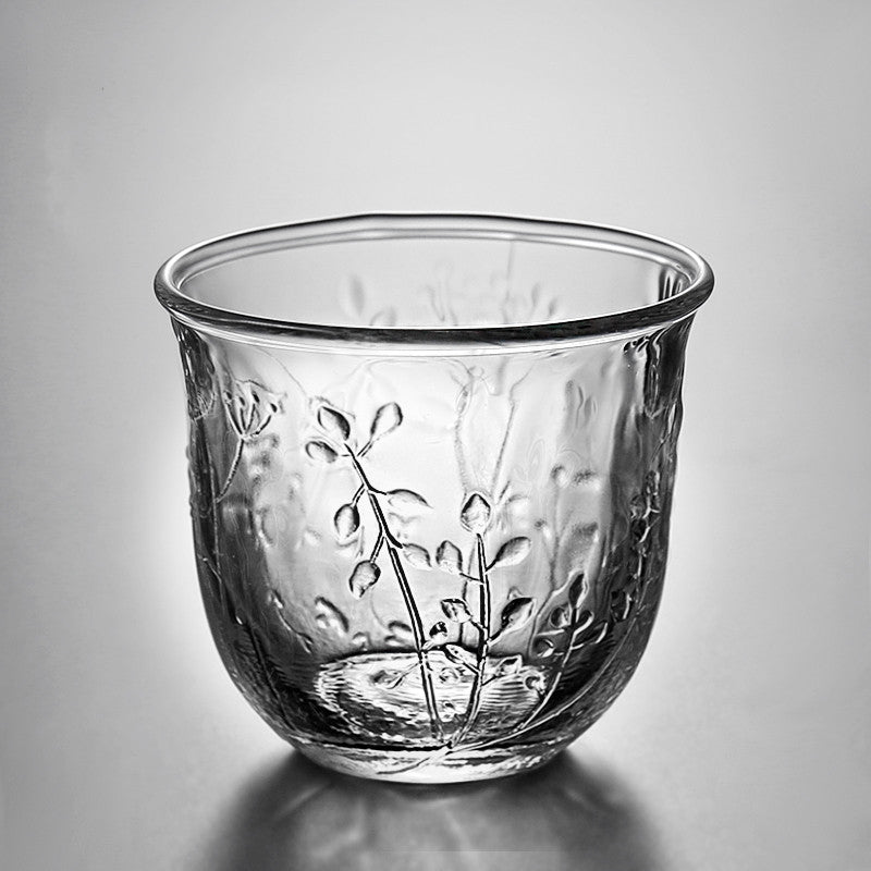 A Stylish And Simple Gold Painted Glass Teacup For Domestic Use
