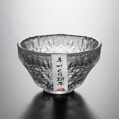 A Stylish And Simple Gold Painted Glass Teacup For Domestic Use