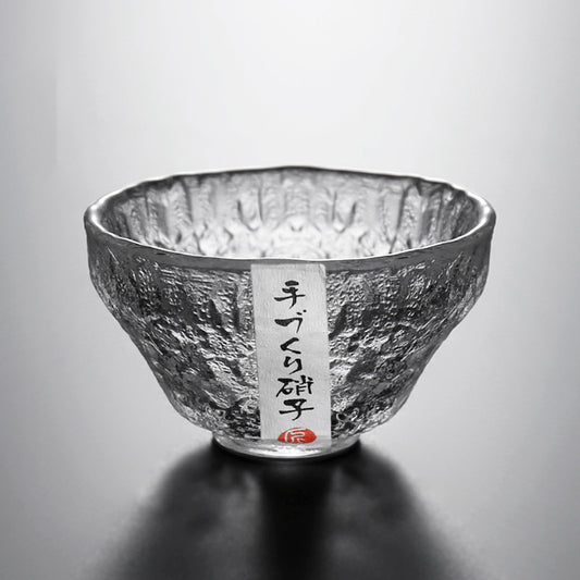 A Stylish And Simple Gold Painted Glass Teacup For Domestic Use