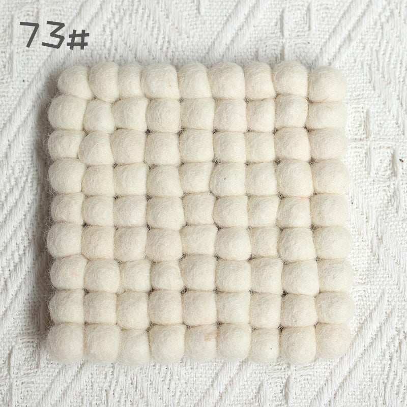 Anti-scald Tea Cup Temperament Pure Color Elegant Wool Ball Coaster
